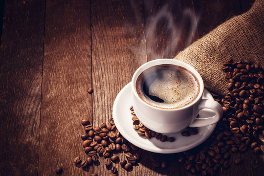 Espresso shot being pulled from a portafilter